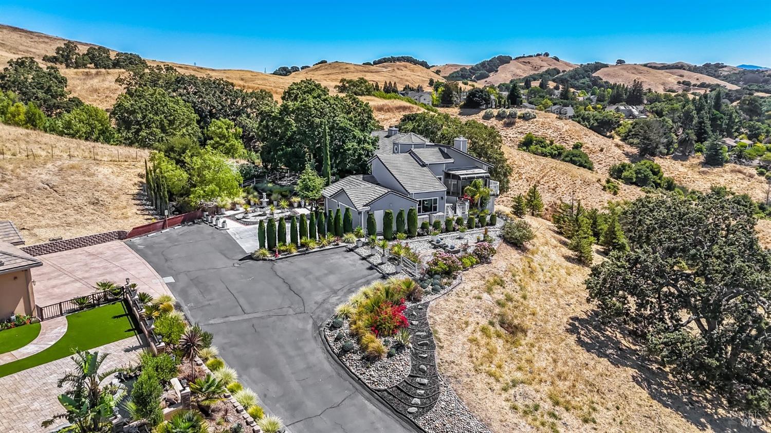 2757 Silverado Dr
