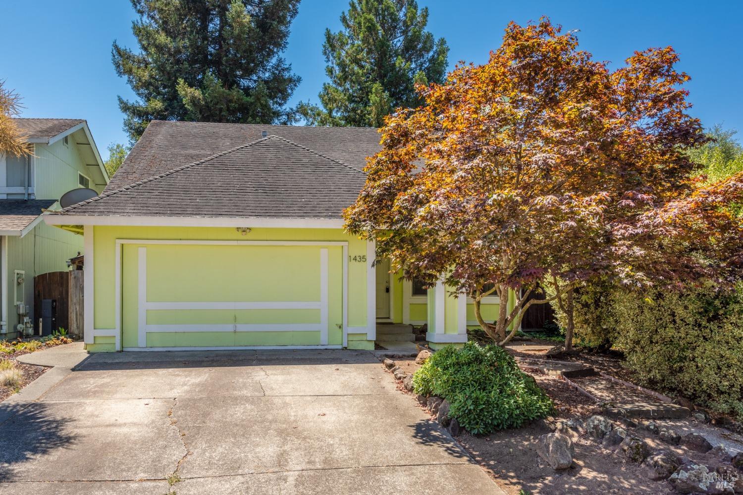 1435 Jasmine Cir