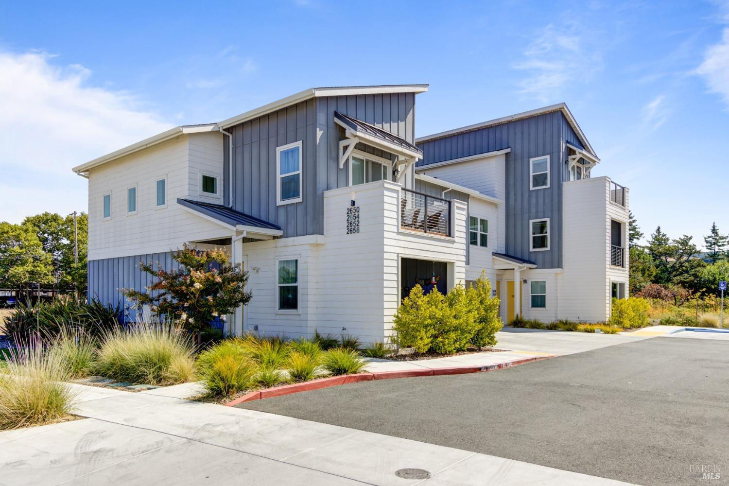 2656 Franz Kafka Ave