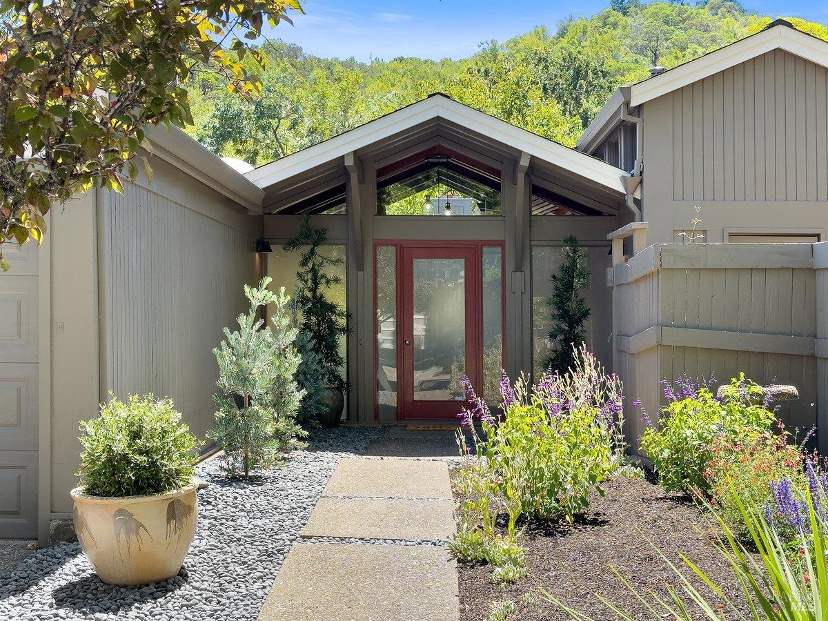 201 Van Winkle Dr