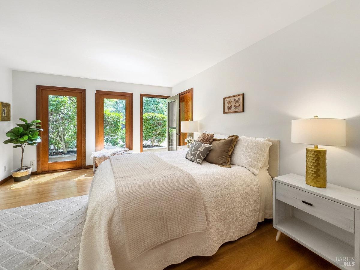 201 Van Winkle Dr