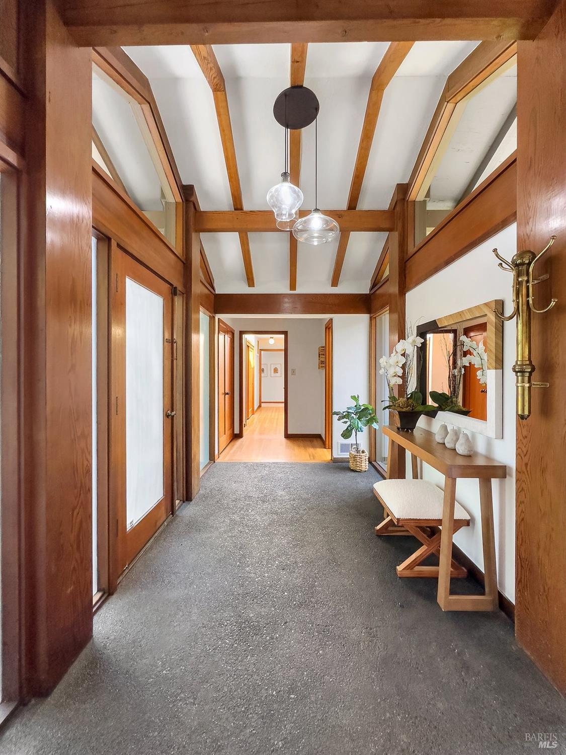 201 Van Winkle Dr