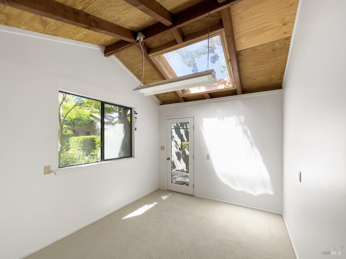 201 Van Winkle Dr