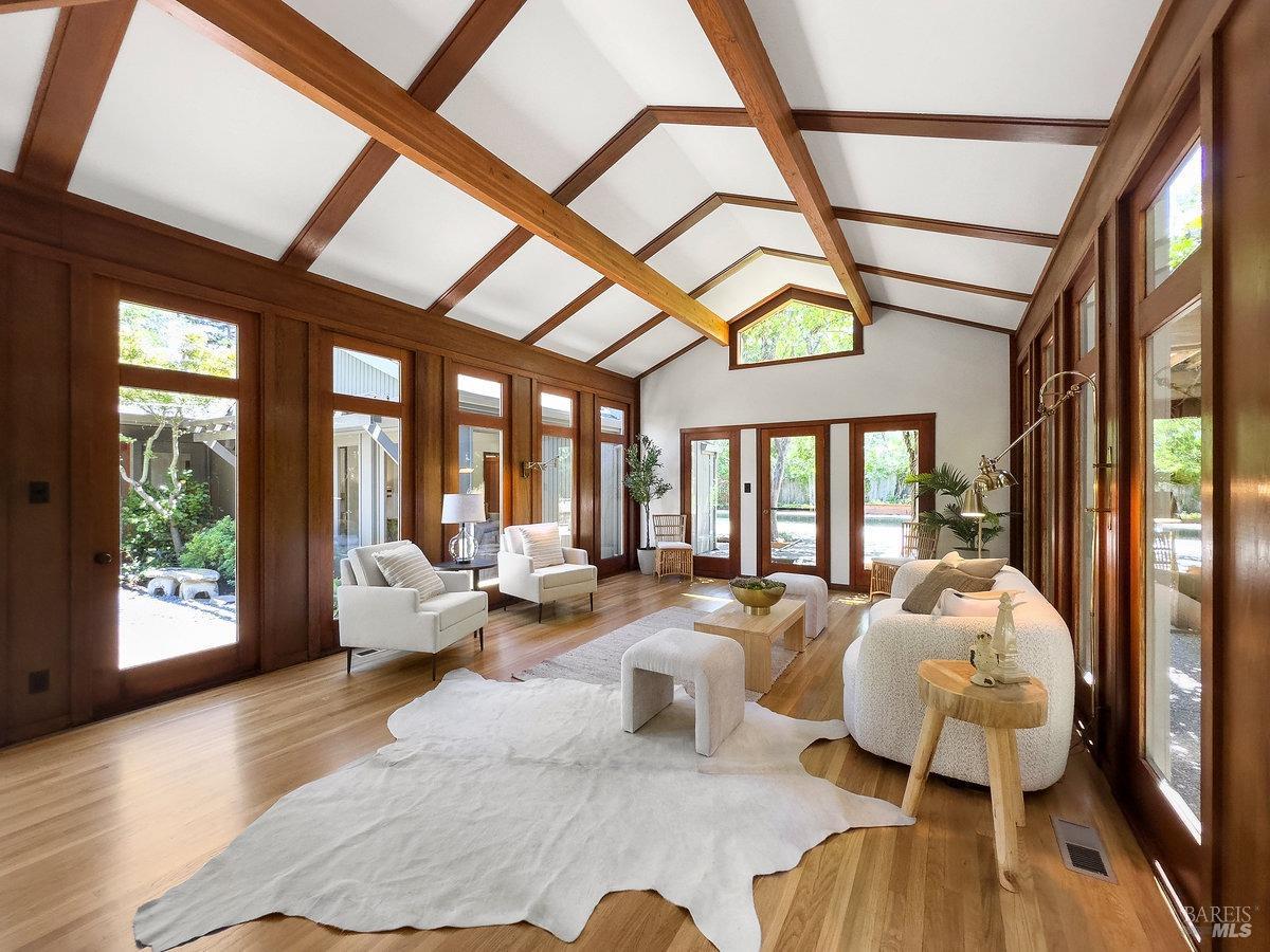 201 Van Winkle Dr