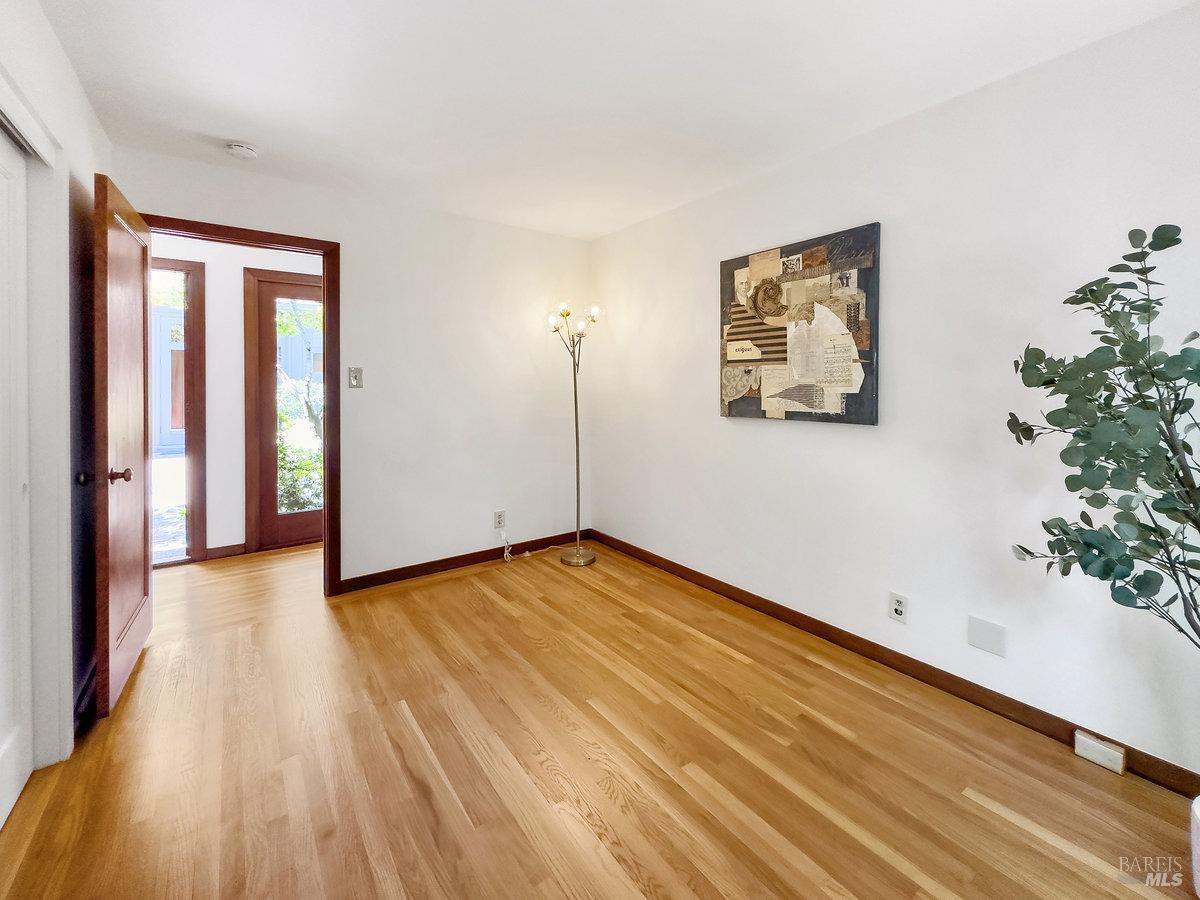 201 Van Winkle Dr