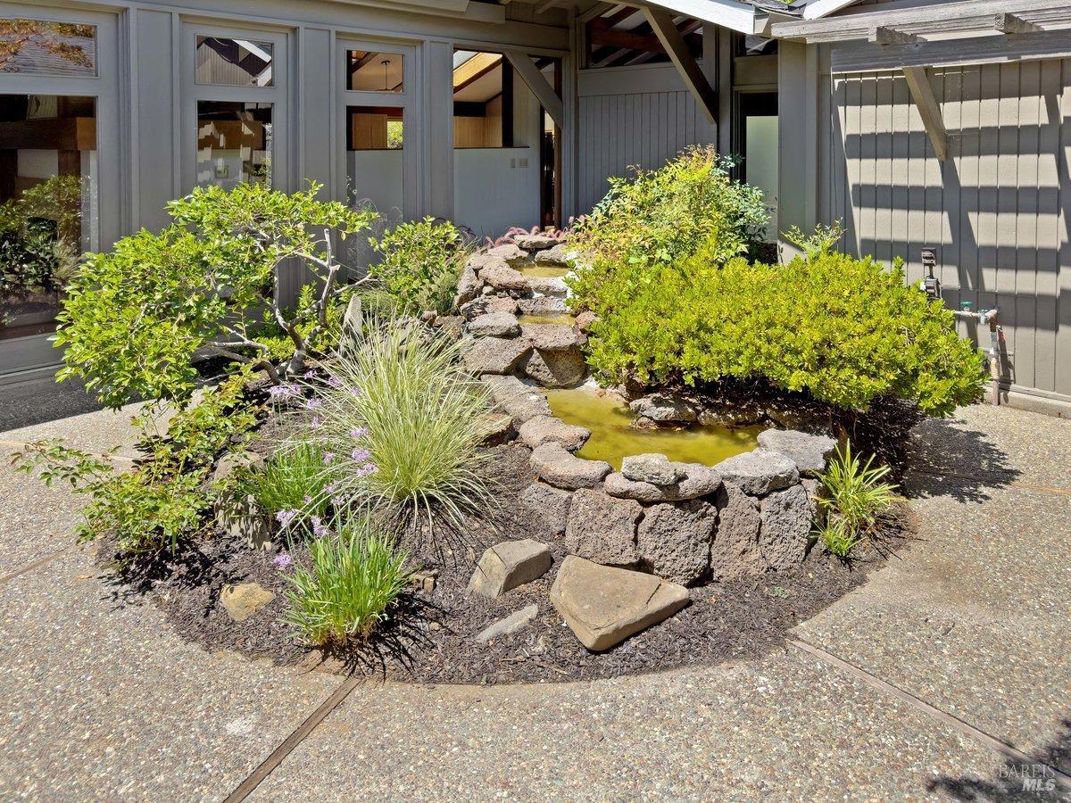 201 Van Winkle Dr