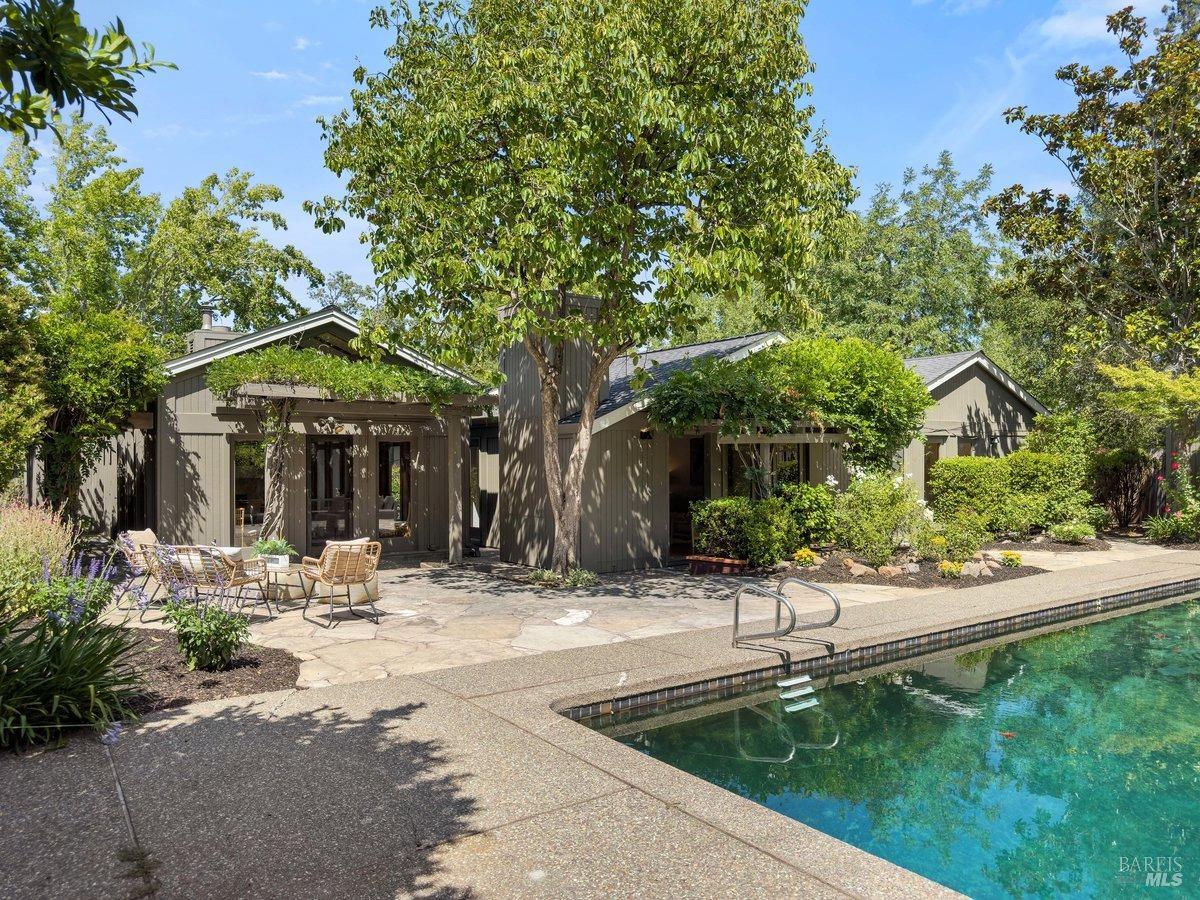 201 Van Winkle Dr