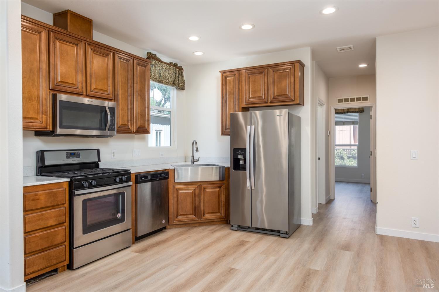 9 Larkspur Pl