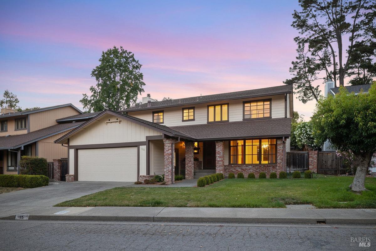 15 Shannon Ln