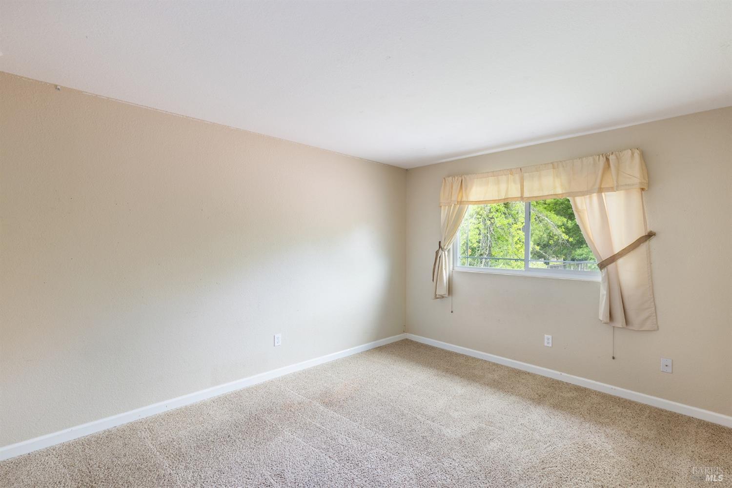 5720 Los Alamos Ct