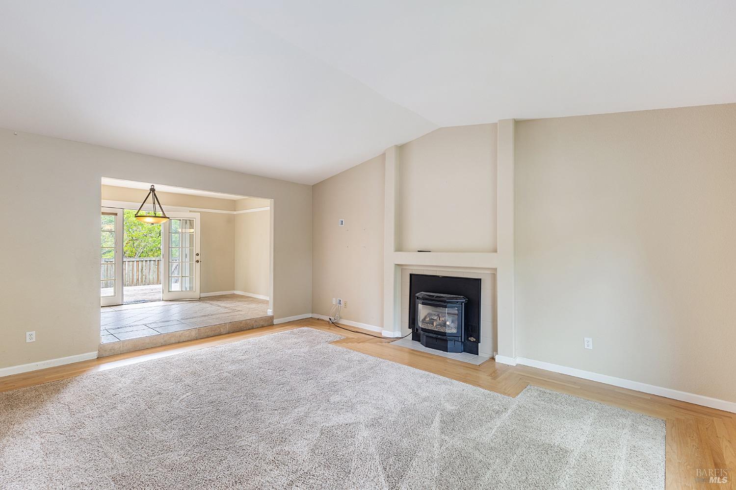 5720 Los Alamos Ct