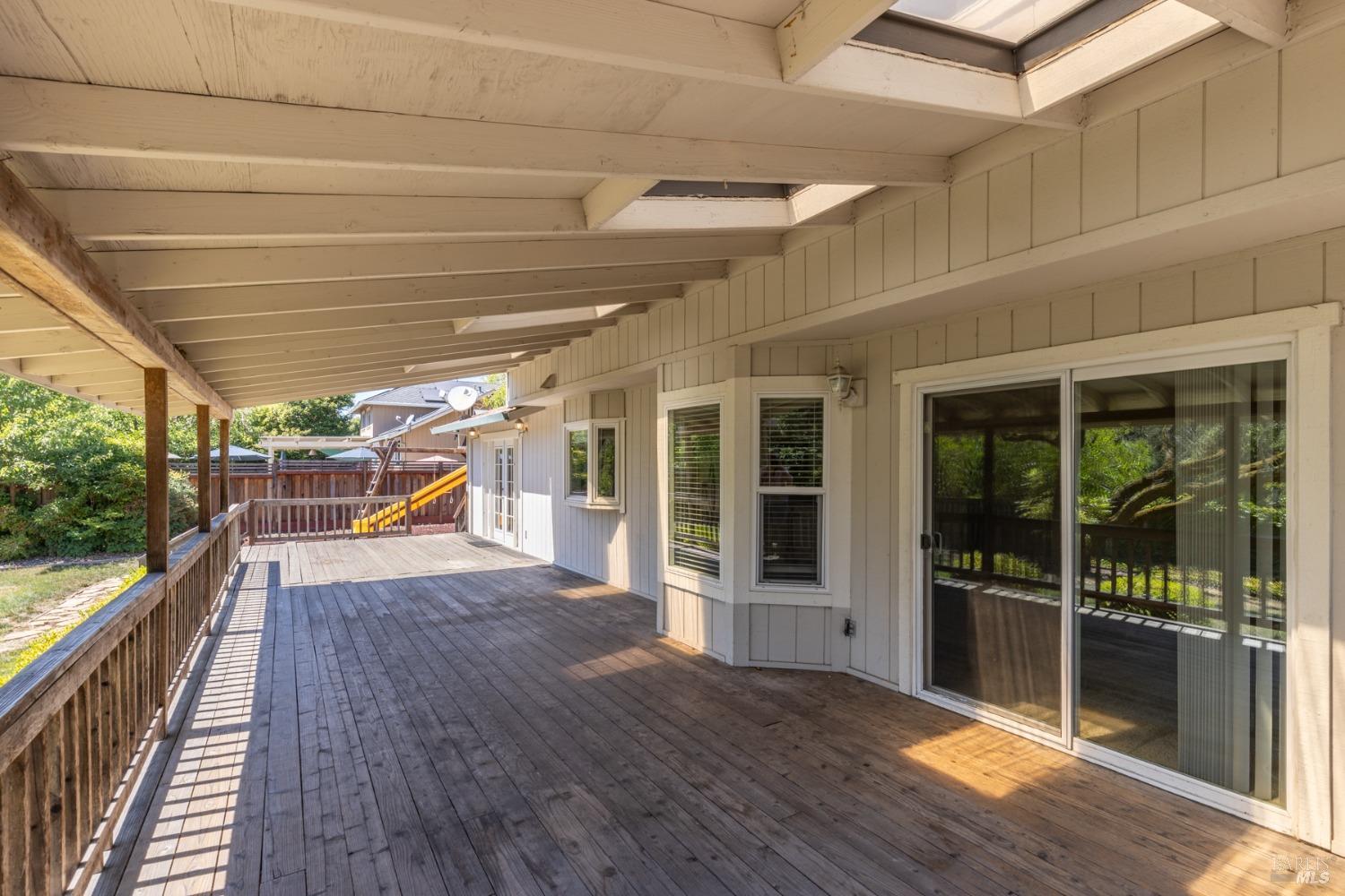 5720 Los Alamos Ct
