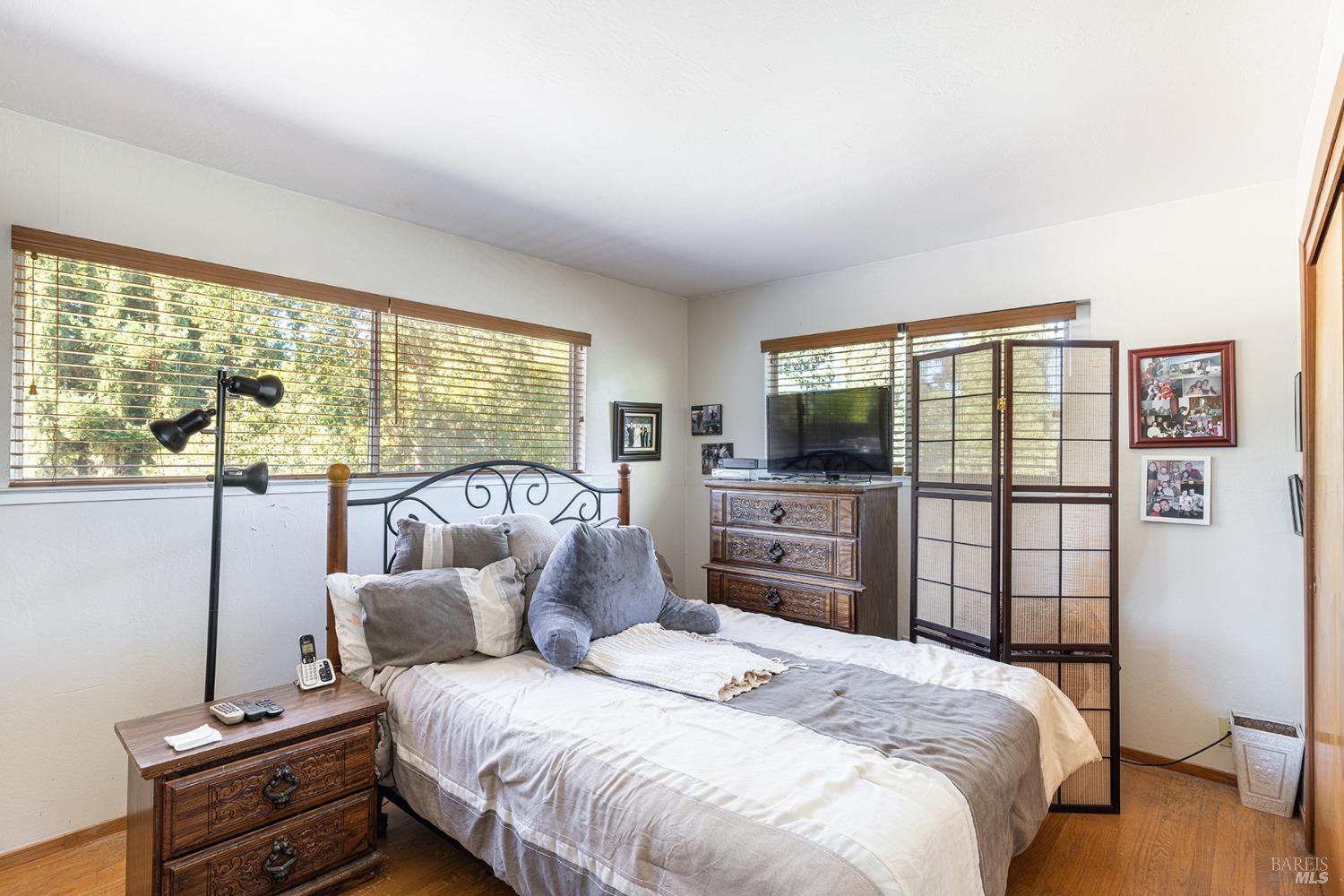 15 Lynn Dr