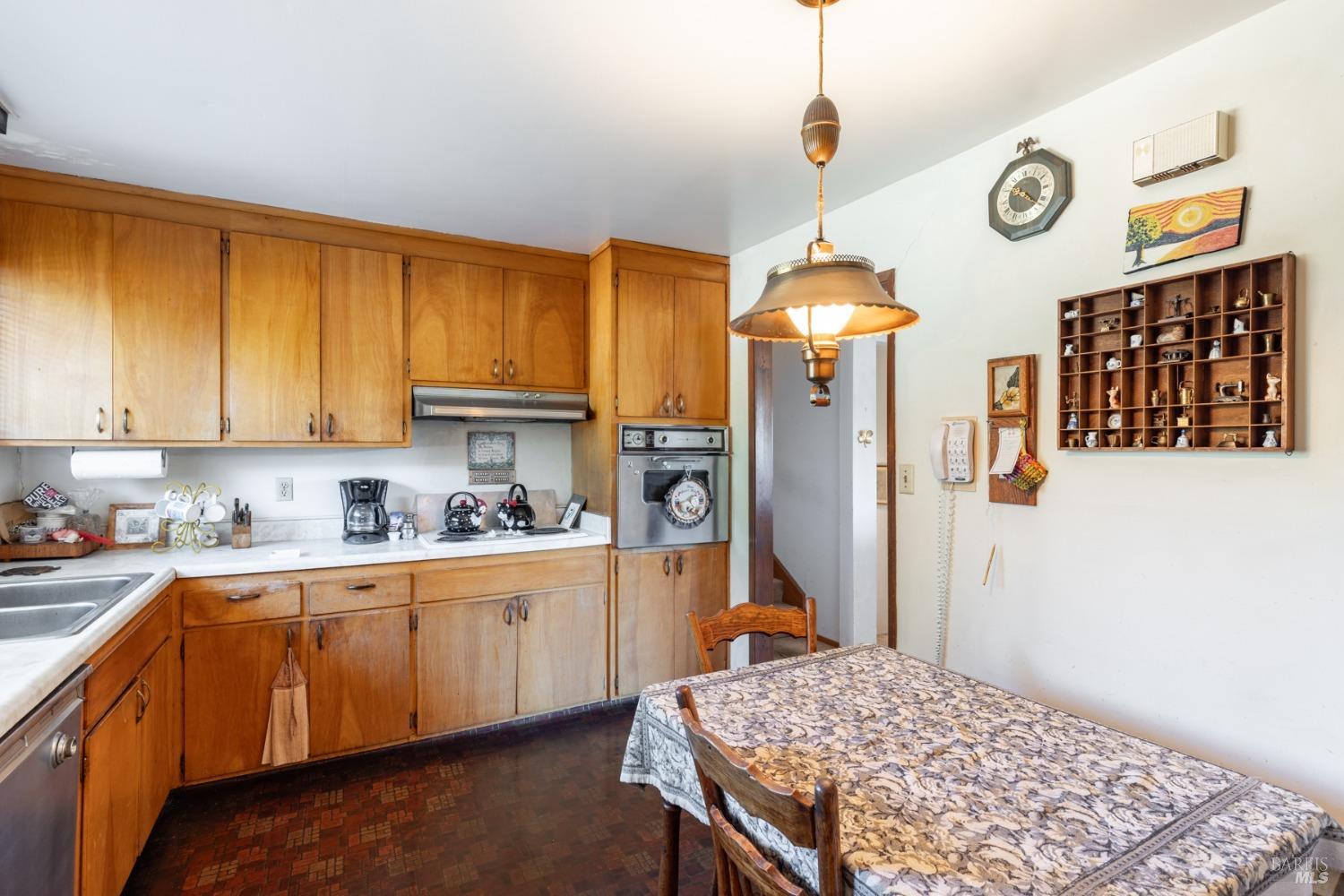 15 Lynn Dr
