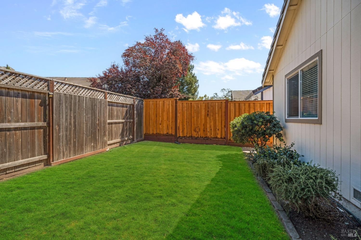 301 Sugar Maple Ln
