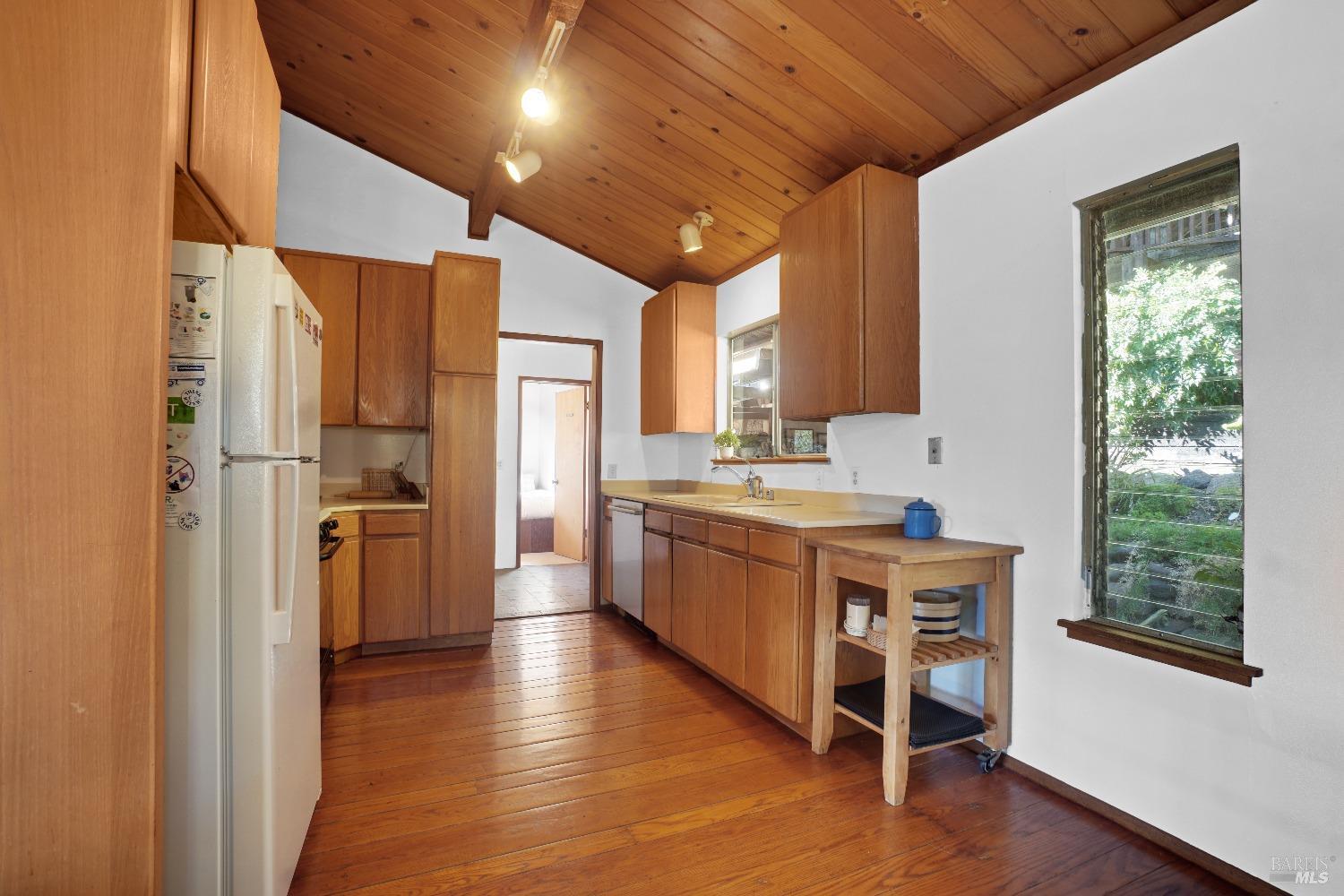 277 Tamalpais Rd
