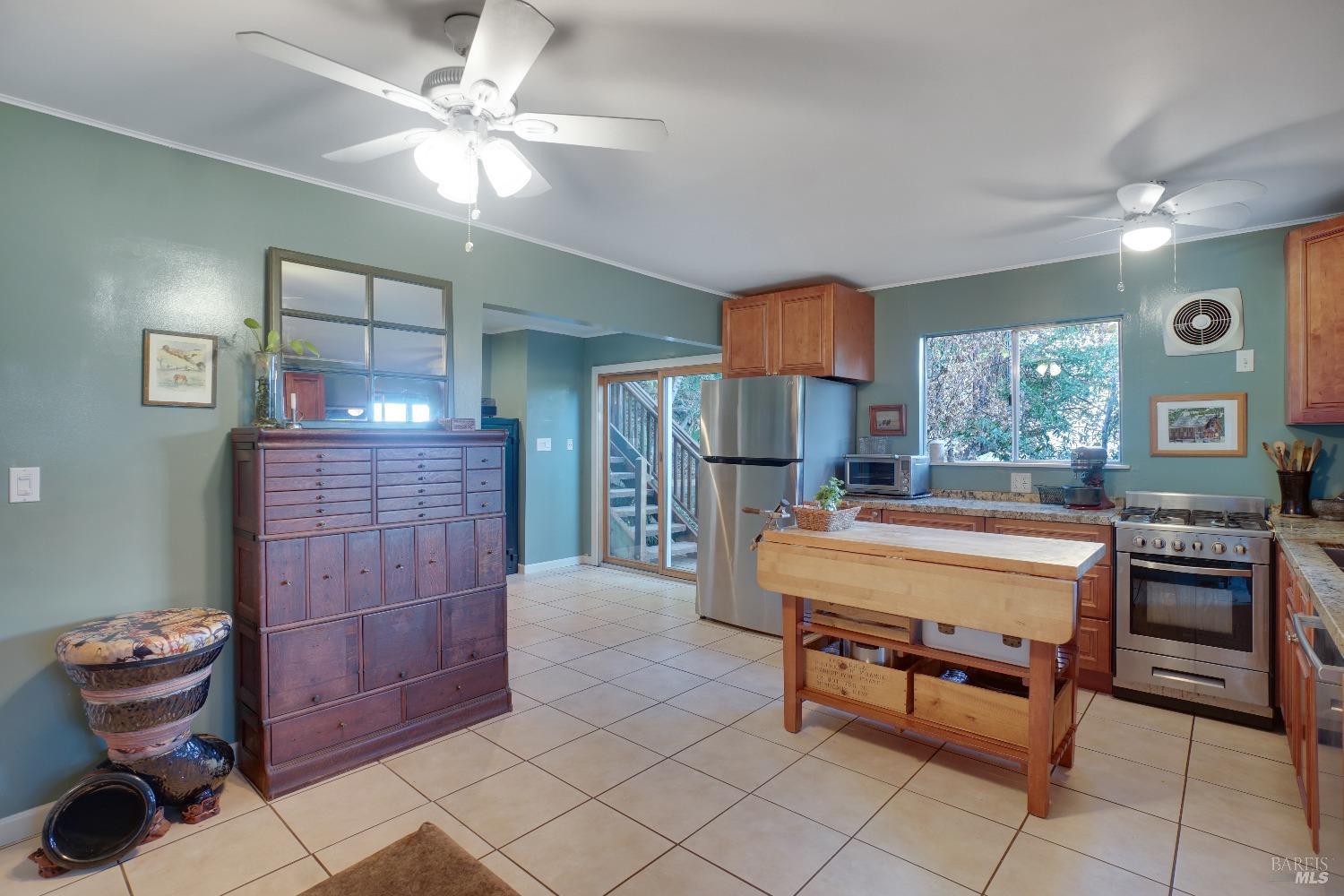 277 Tamalpais Rd