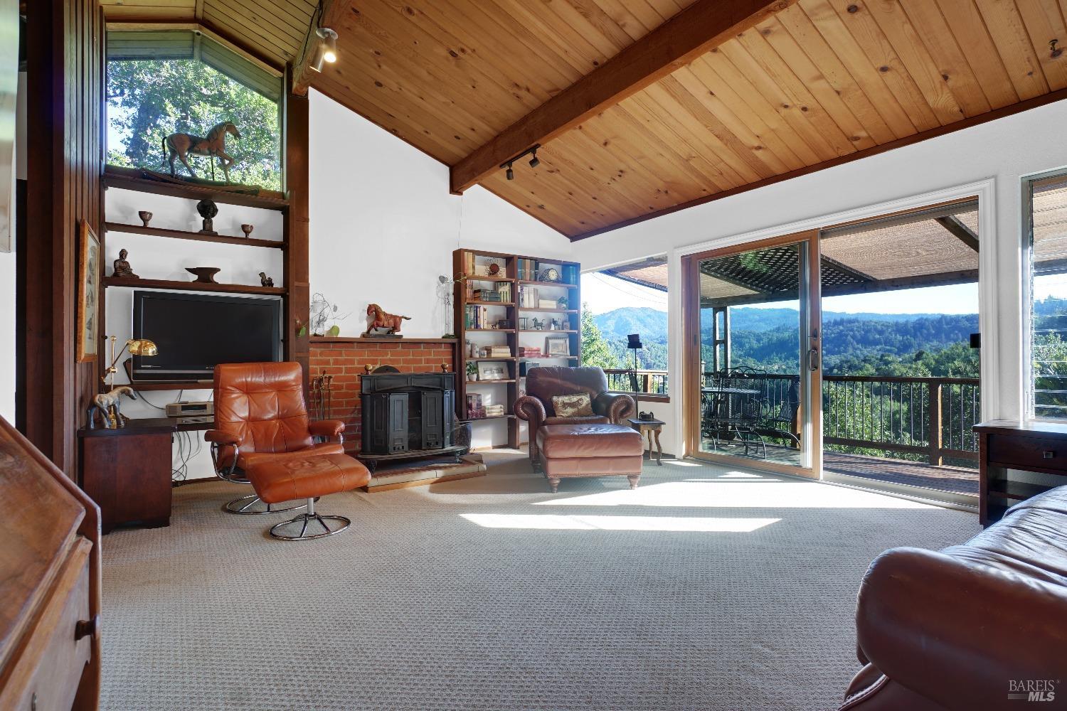 277 Tamalpais Rd