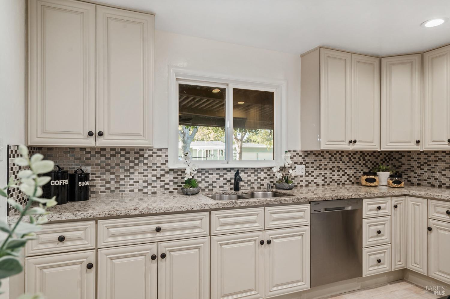 756 Plaza Amapola Dr