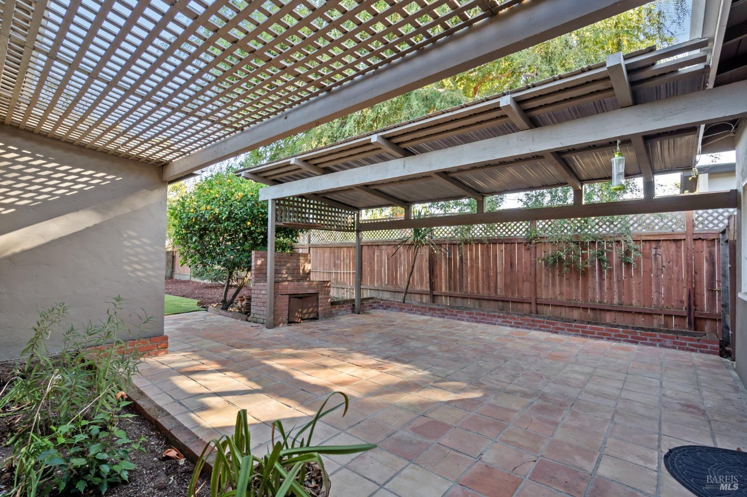 756 Plaza Amapola Dr