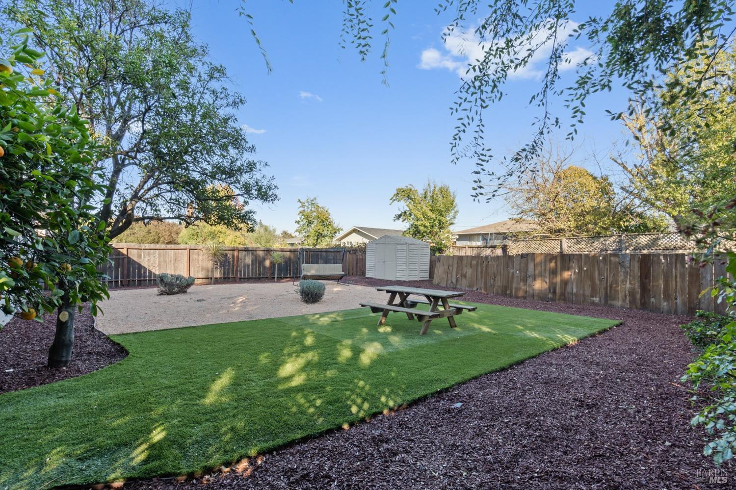 756 Plaza Amapola Dr