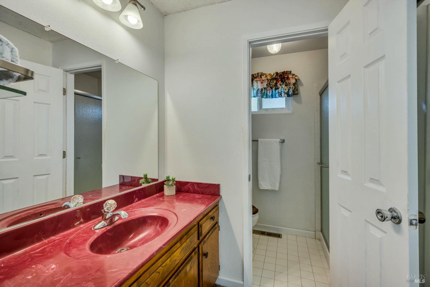 5709 Reynaud Ct