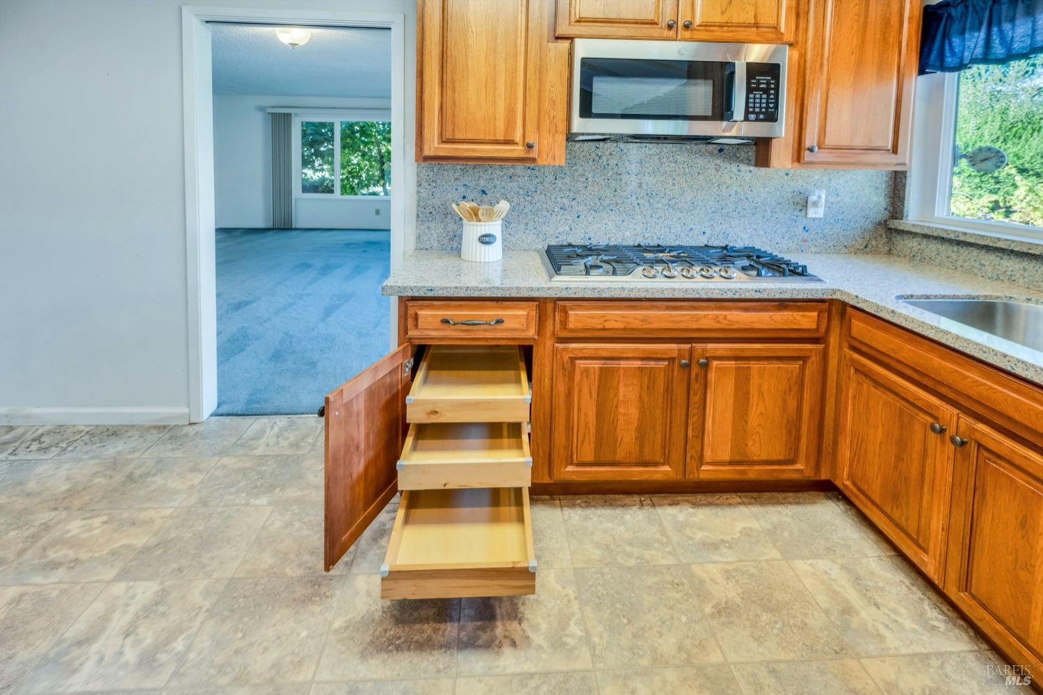 5709 Reynaud Ct