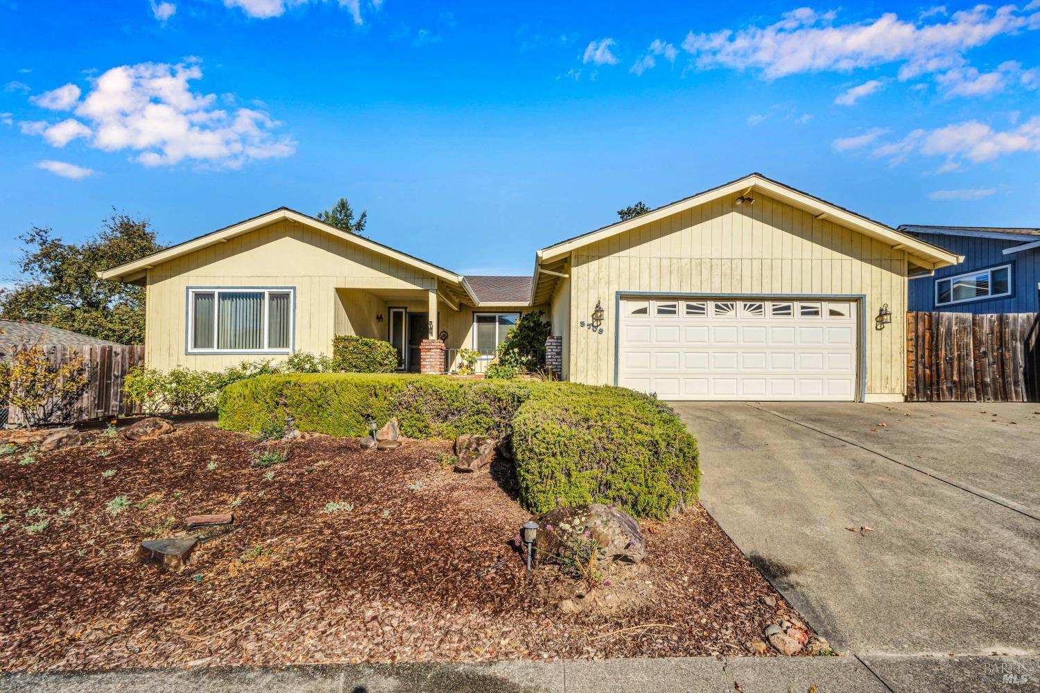 5709 Reynaud Ct