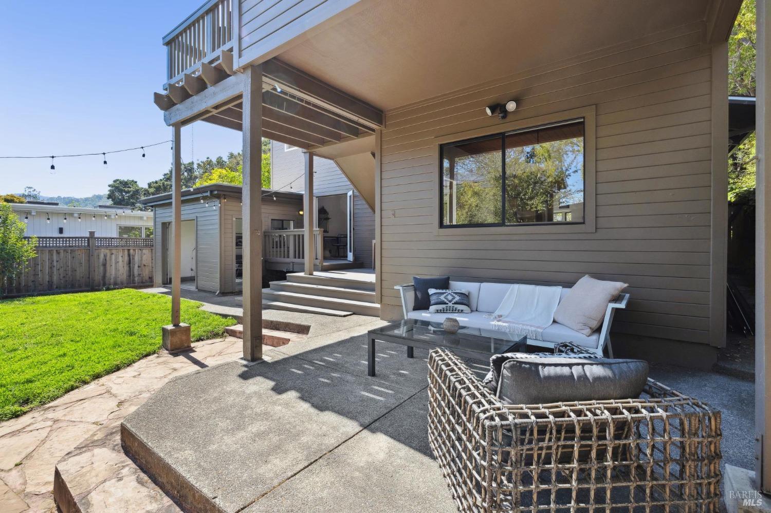 15 Lilac Ave