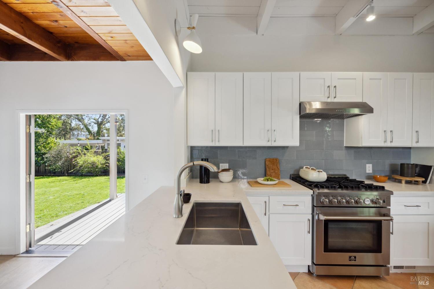 15 Lilac Ave