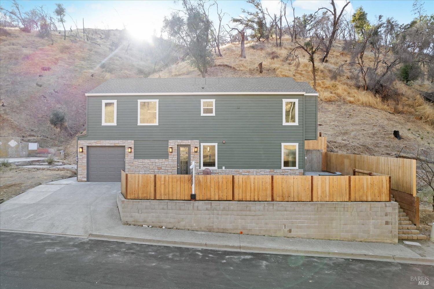 1053 Arroyo Grande Dr