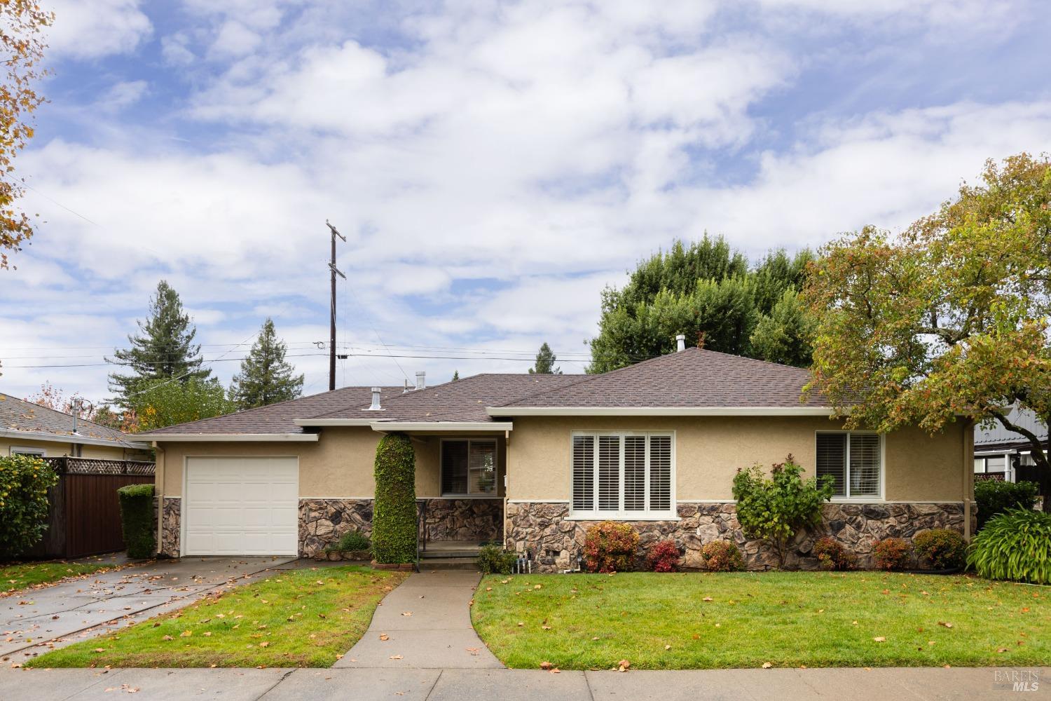 2931 Midway Dr