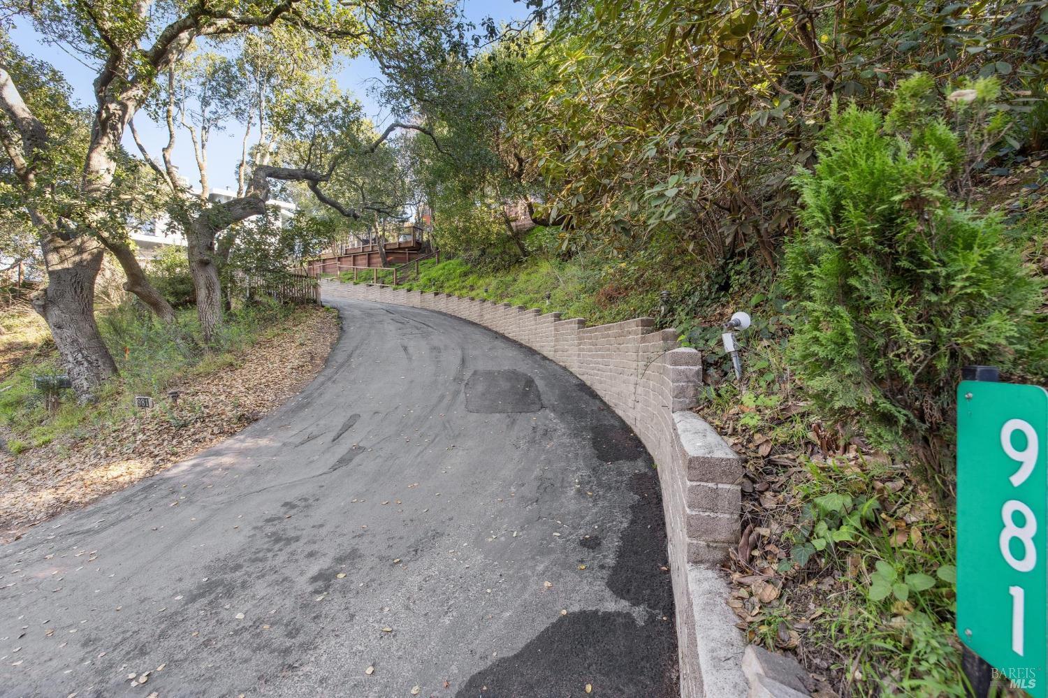 981 Greenhill Road