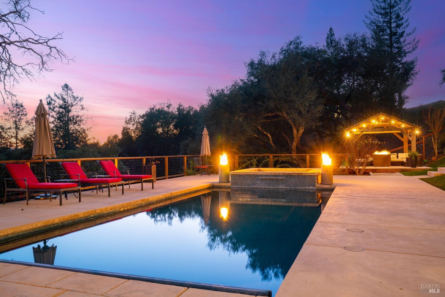 5314 Vista Grande Dr