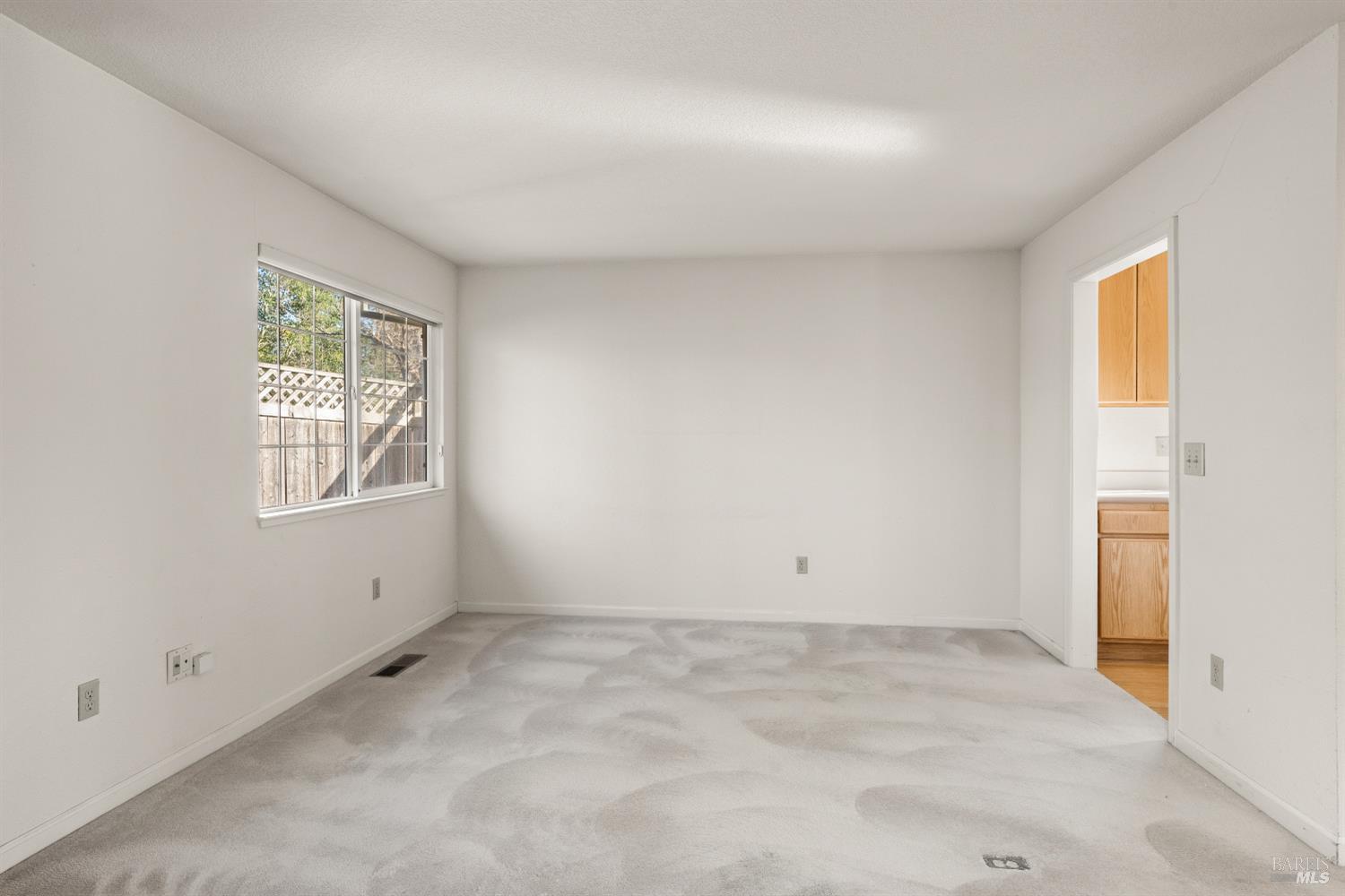 1322 Shady Oak Pl
