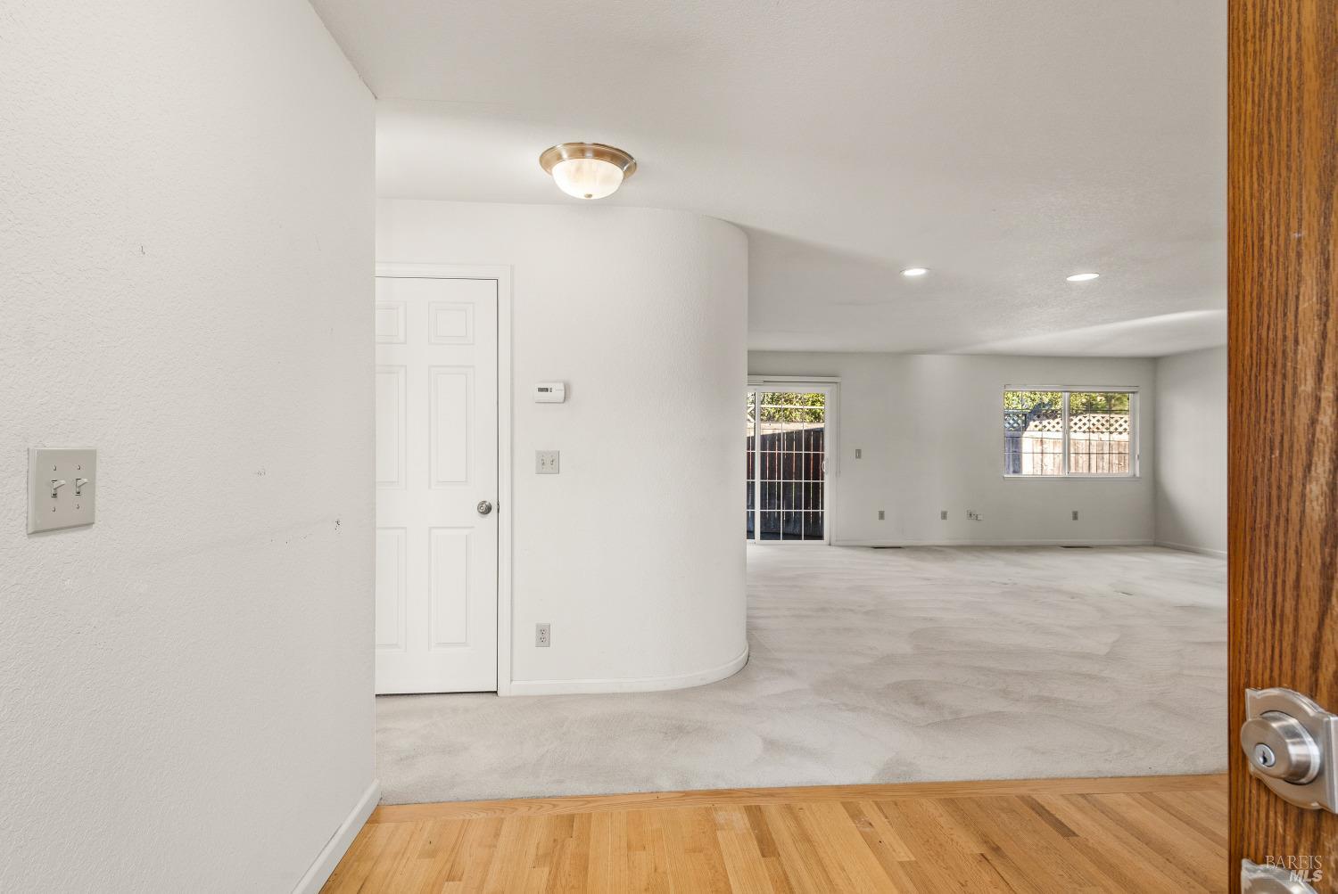 1322 Shady Oak Pl
