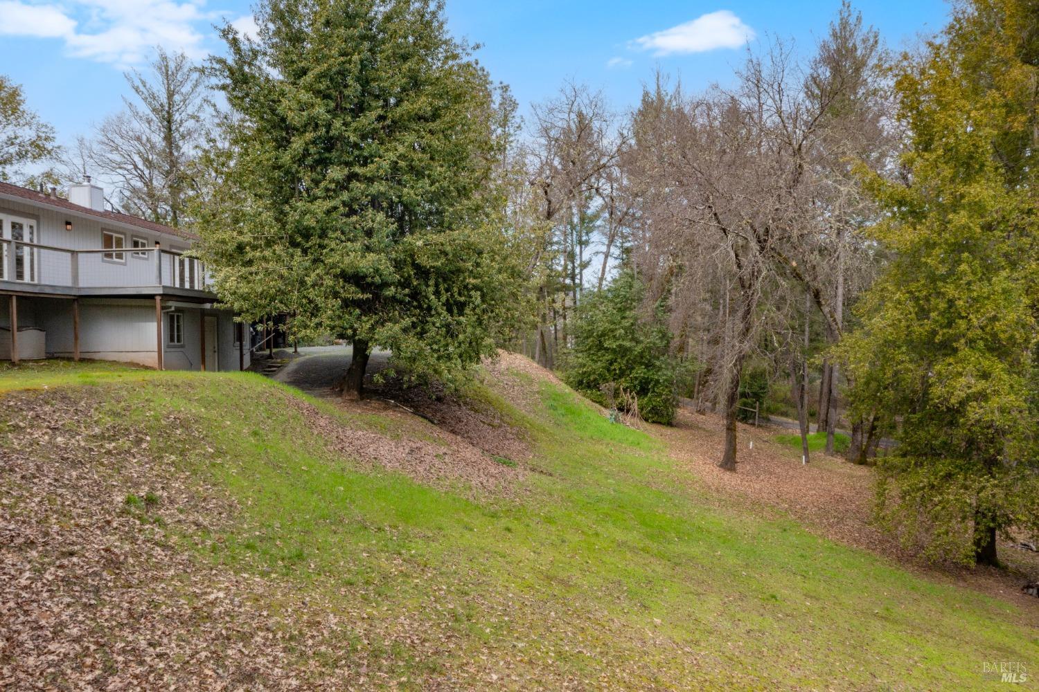 8481 Pinecrest Dr