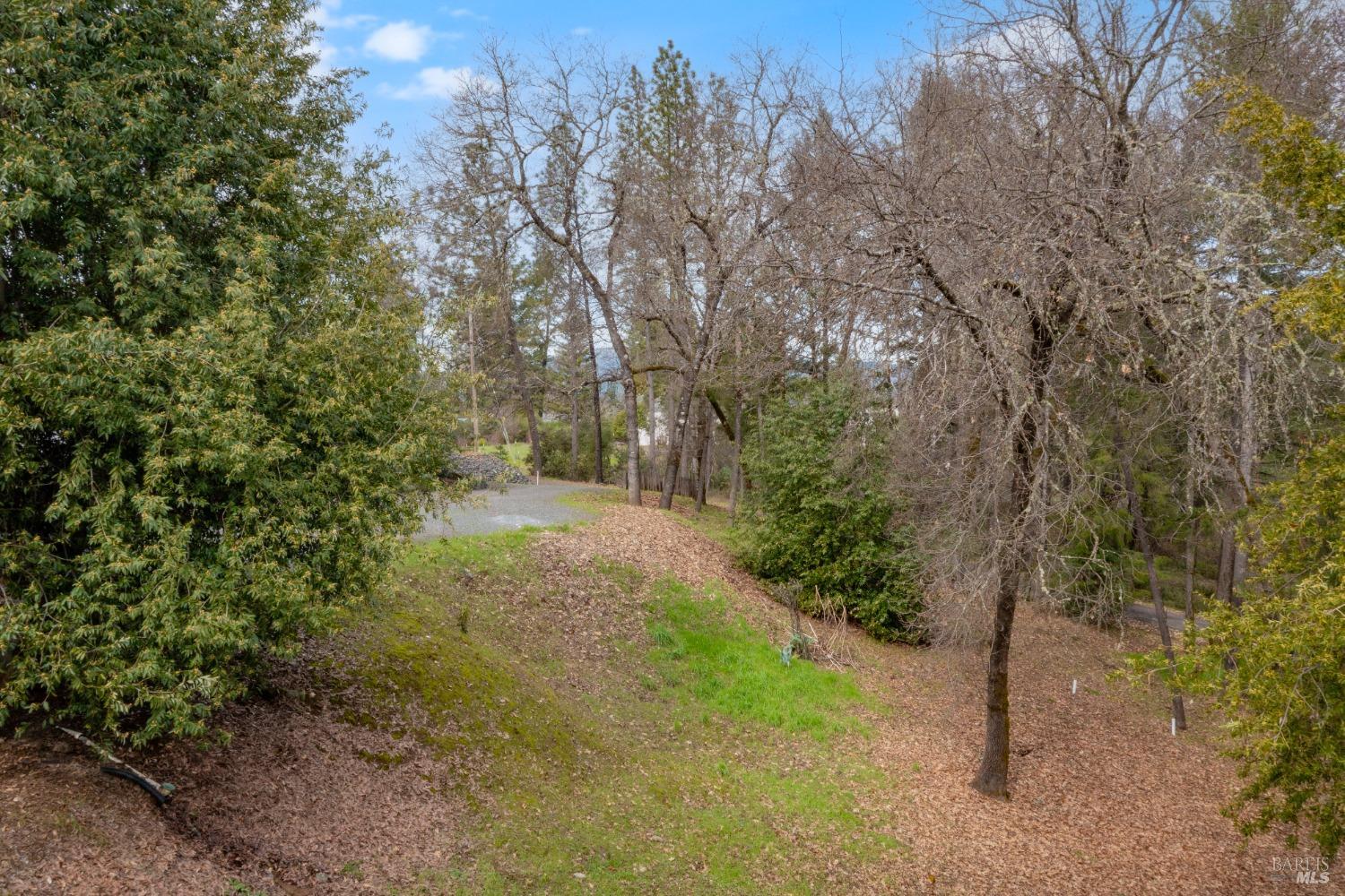 8481 Pinecrest Dr
