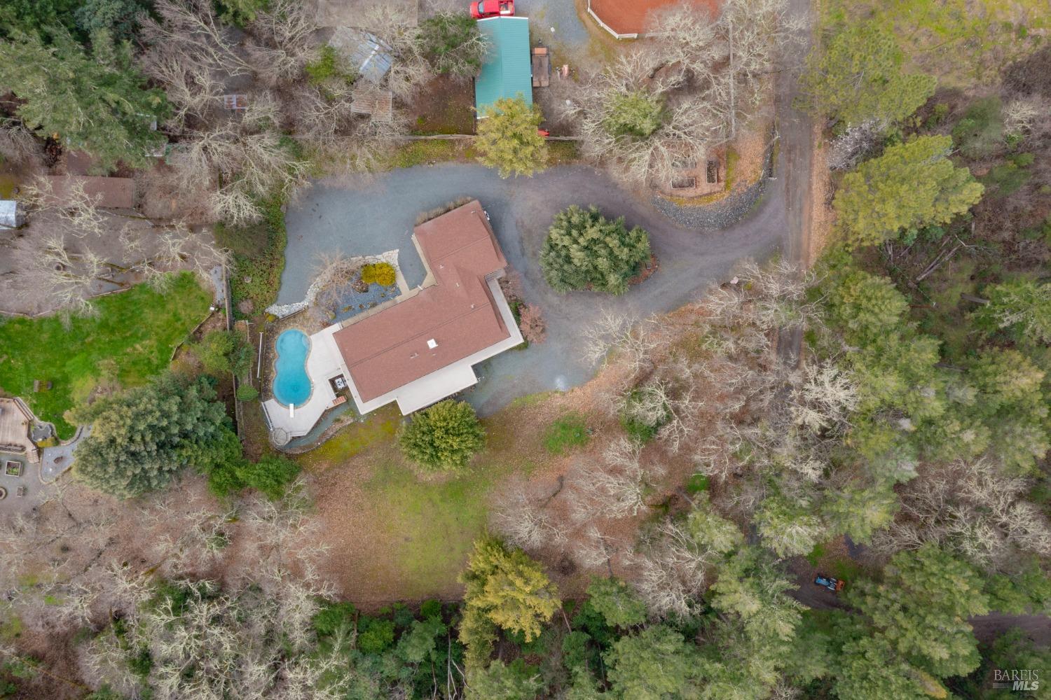 8481 Pinecrest Dr