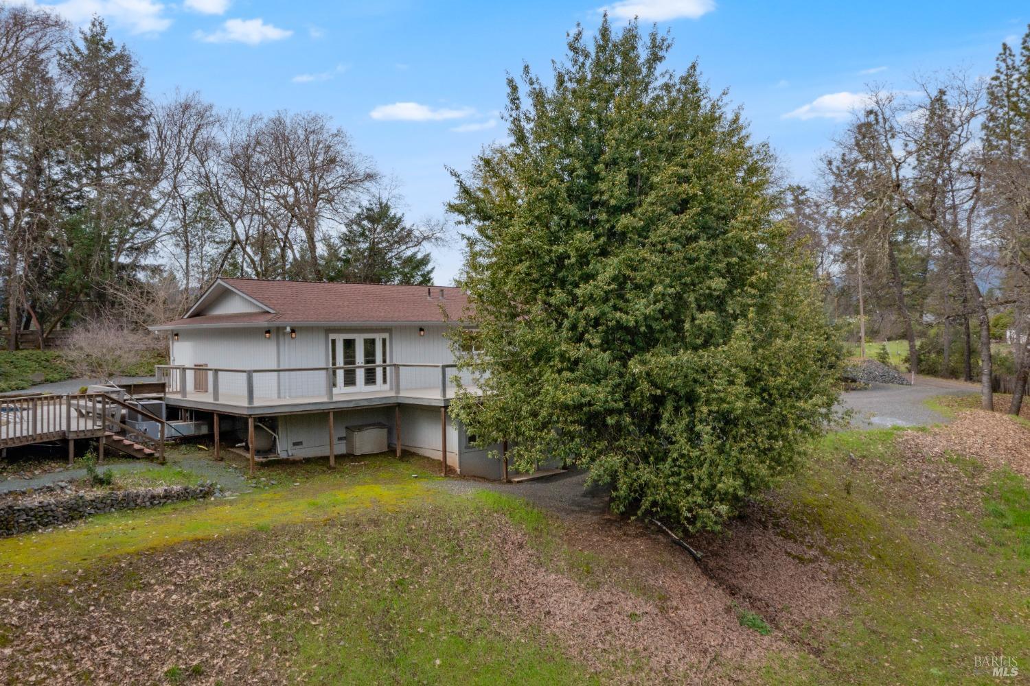 8481 Pinecrest Dr
