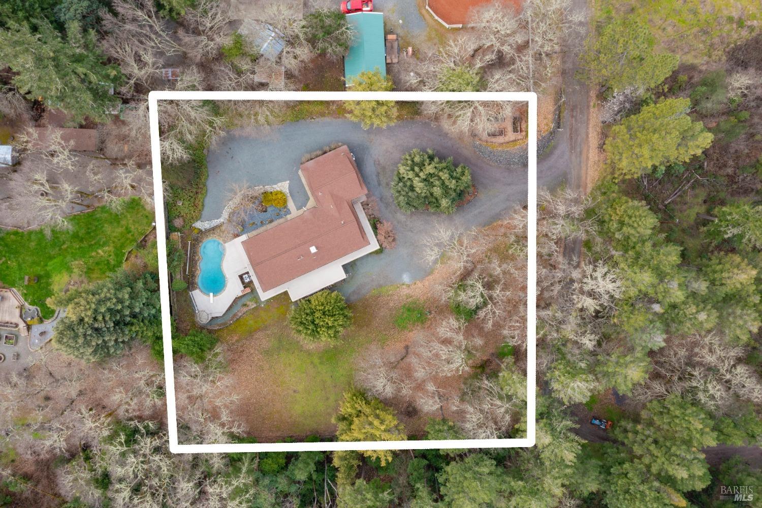 8481 Pinecrest Dr