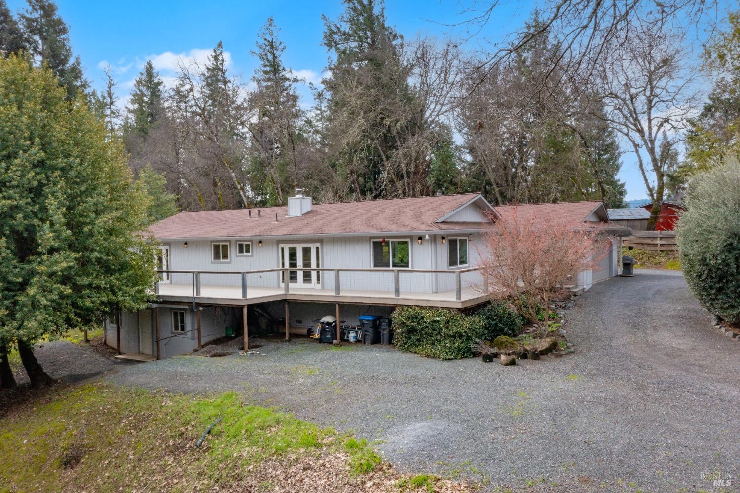 8481 Pinecrest Dr