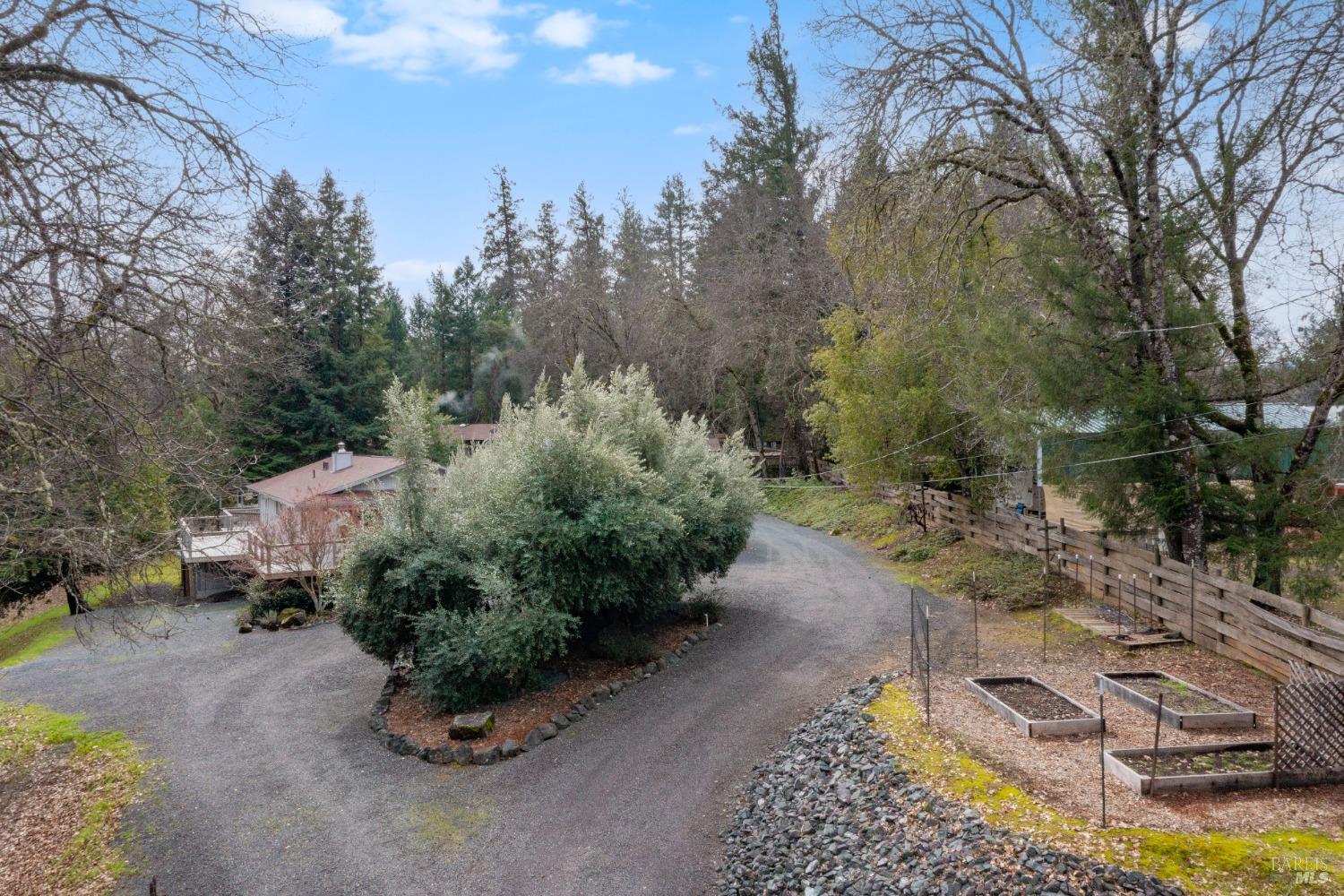 8481 Pinecrest Dr