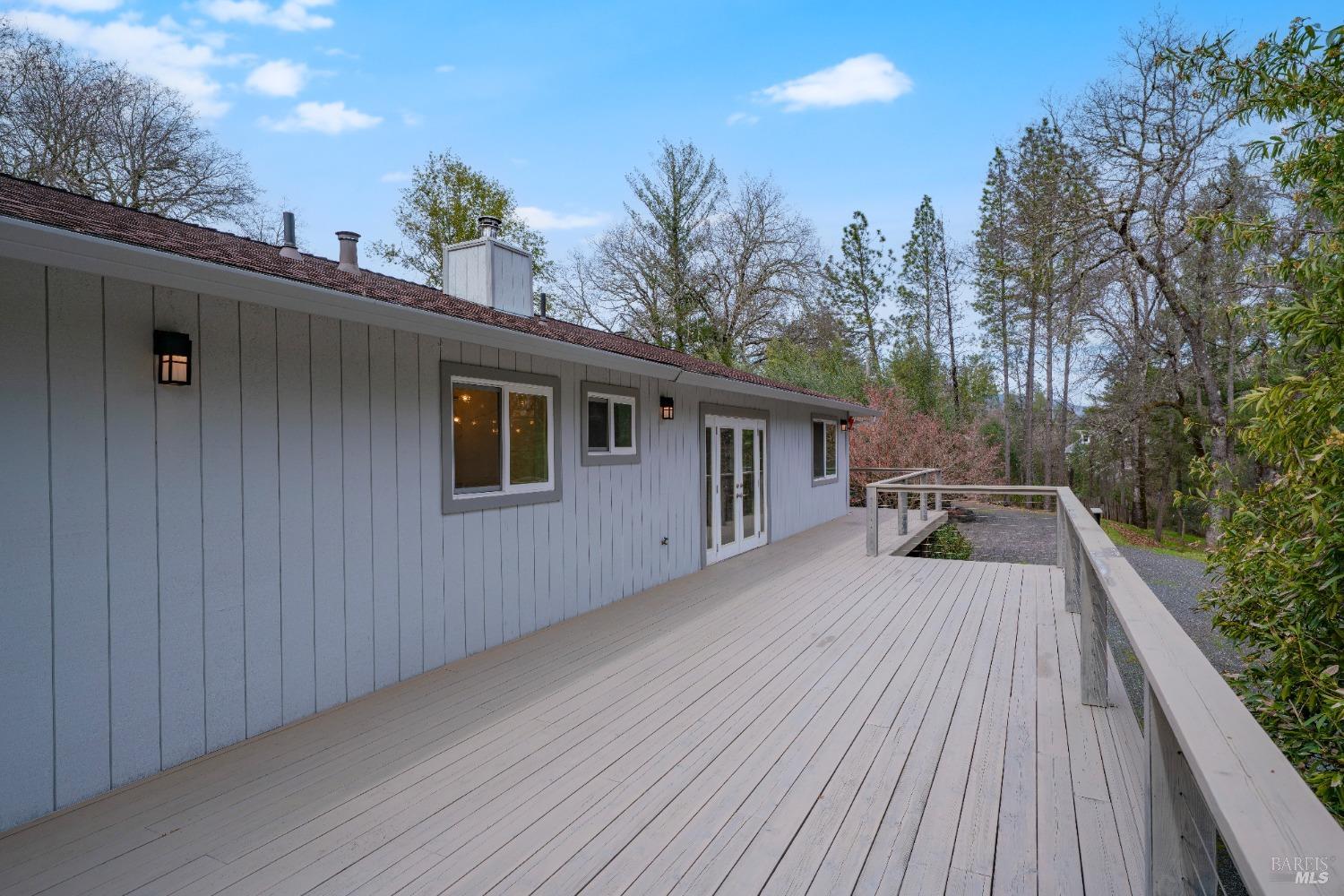 8481 Pinecrest Dr