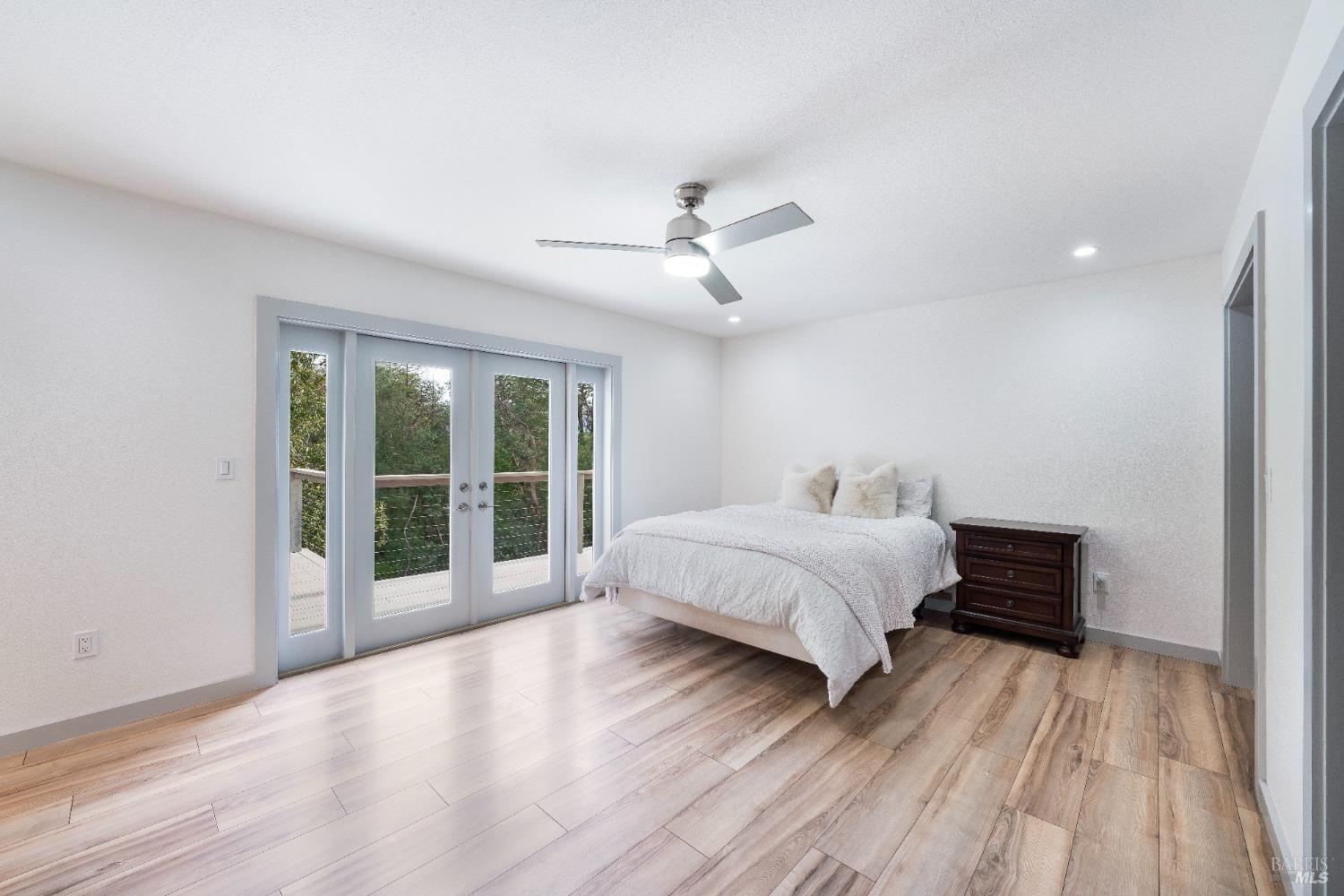8481 Pinecrest Dr