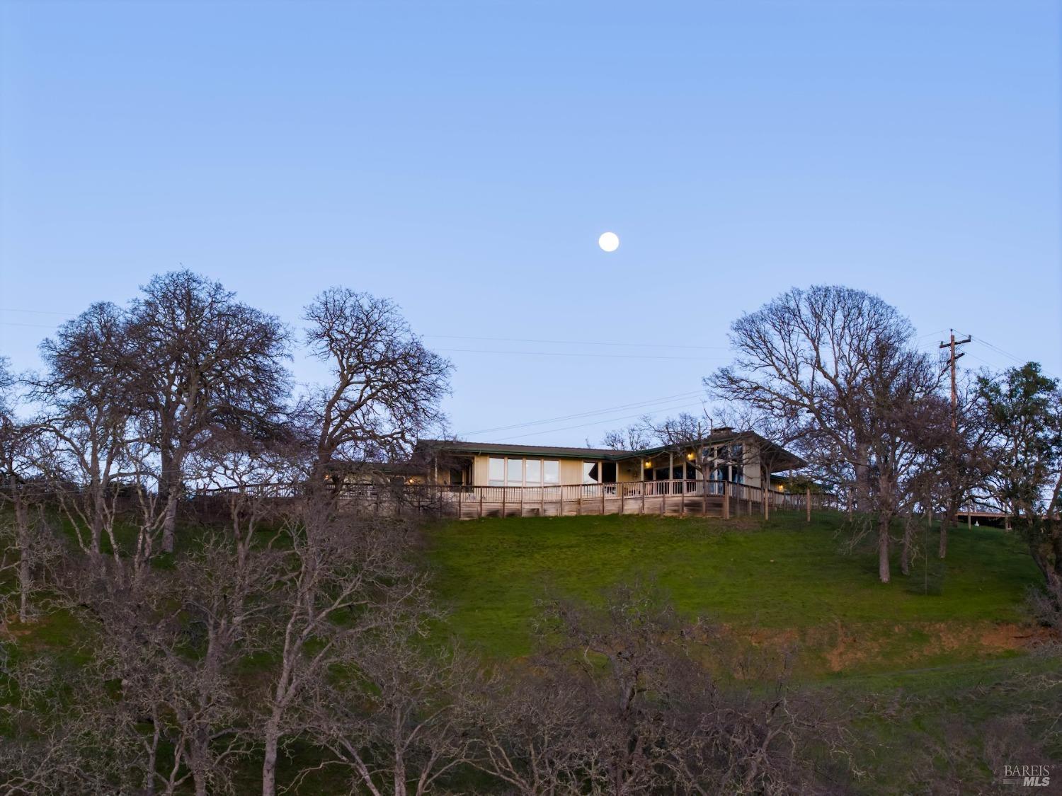 1011 Steele Canyon Rd