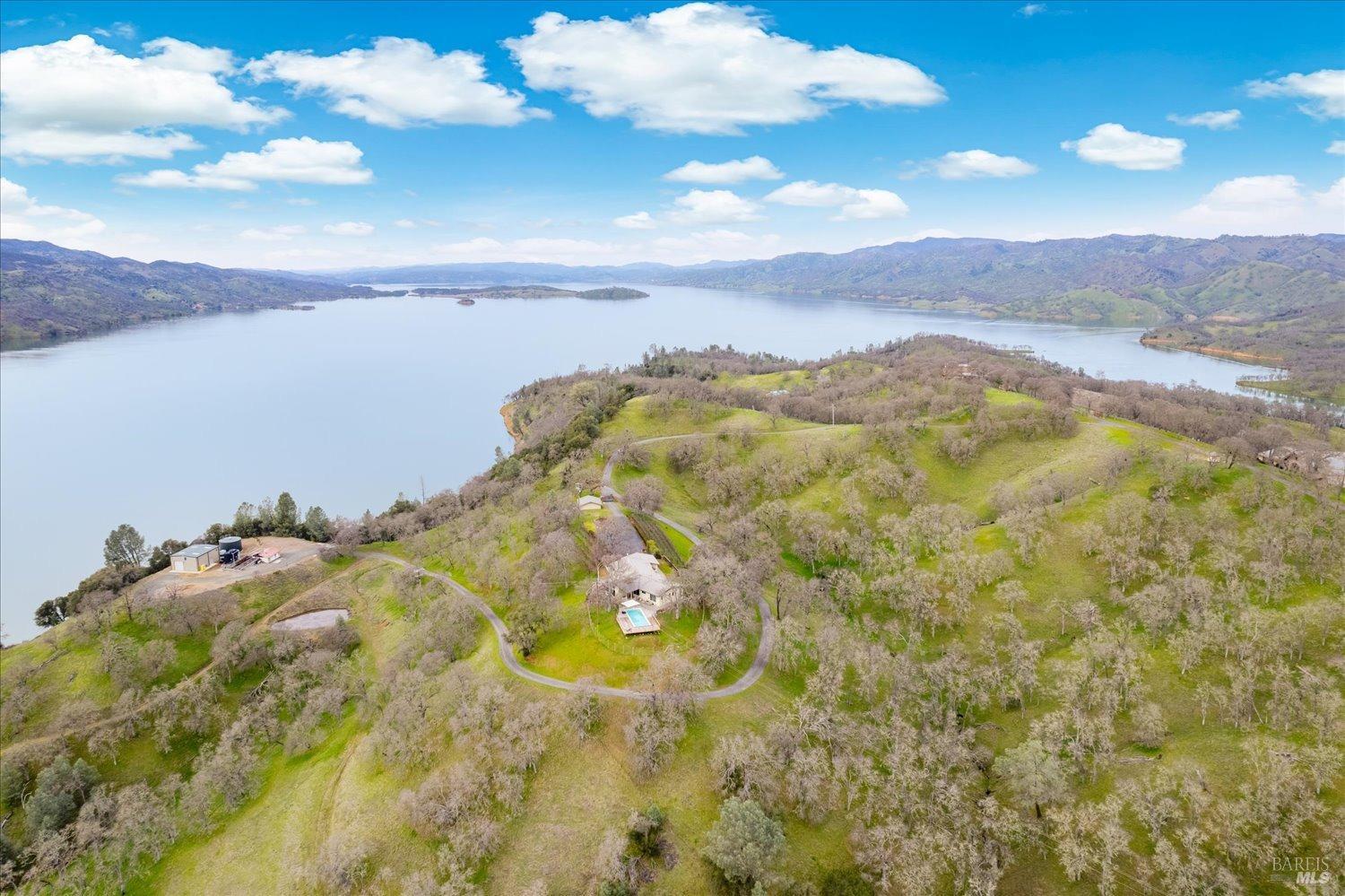 1011 Steele Canyon Rd