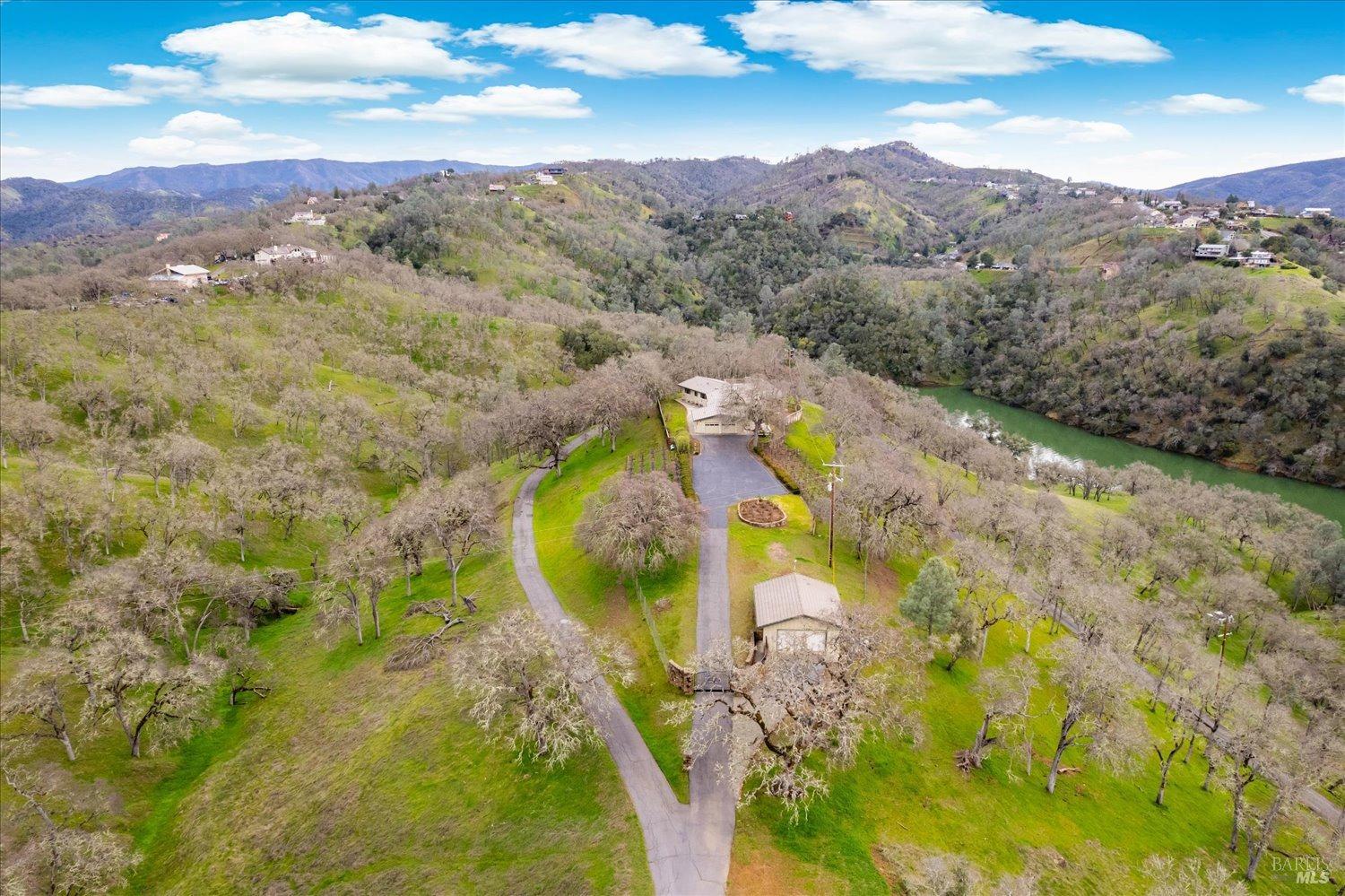 1011 Steele Canyon Rd