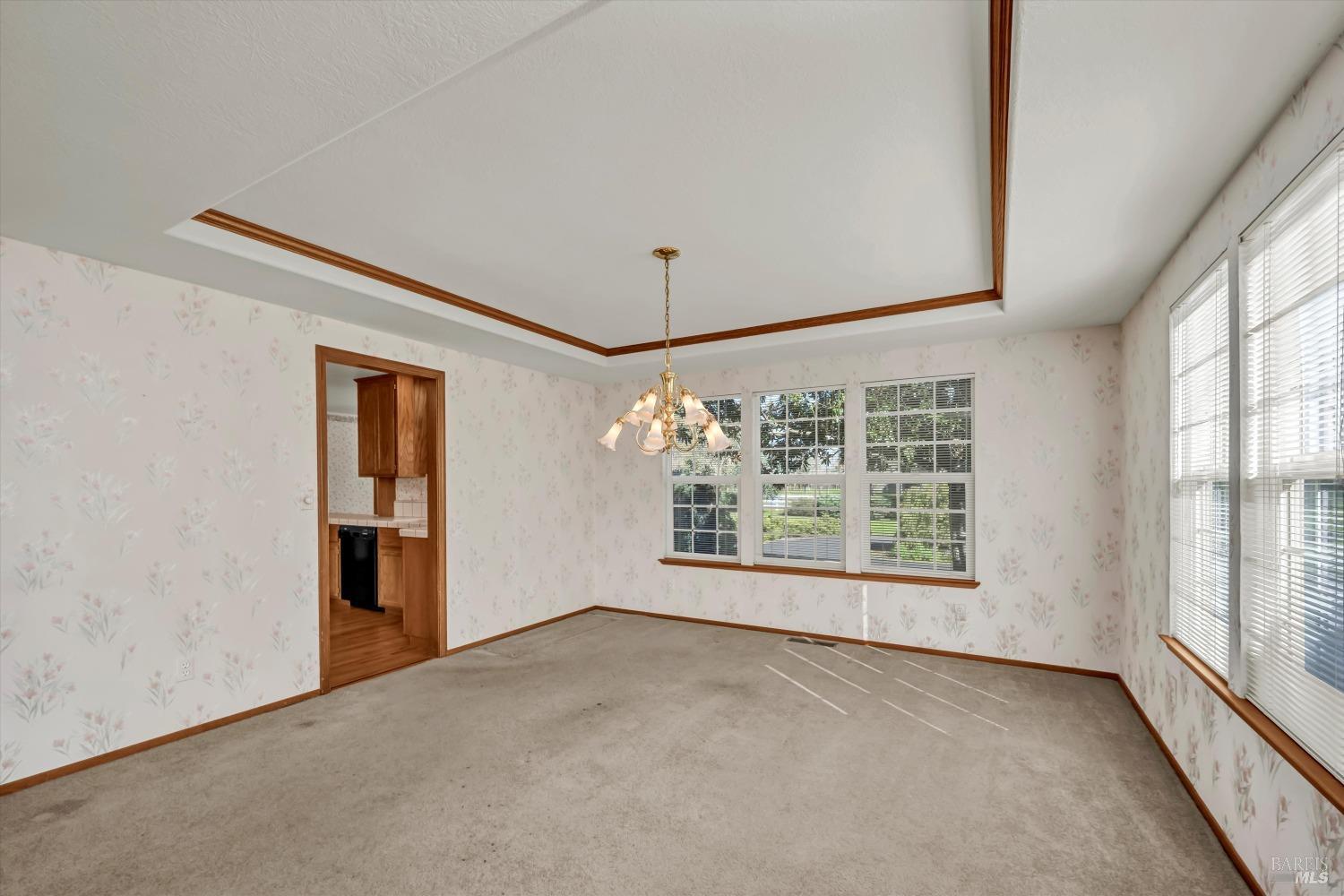 1633 Willowside Rd