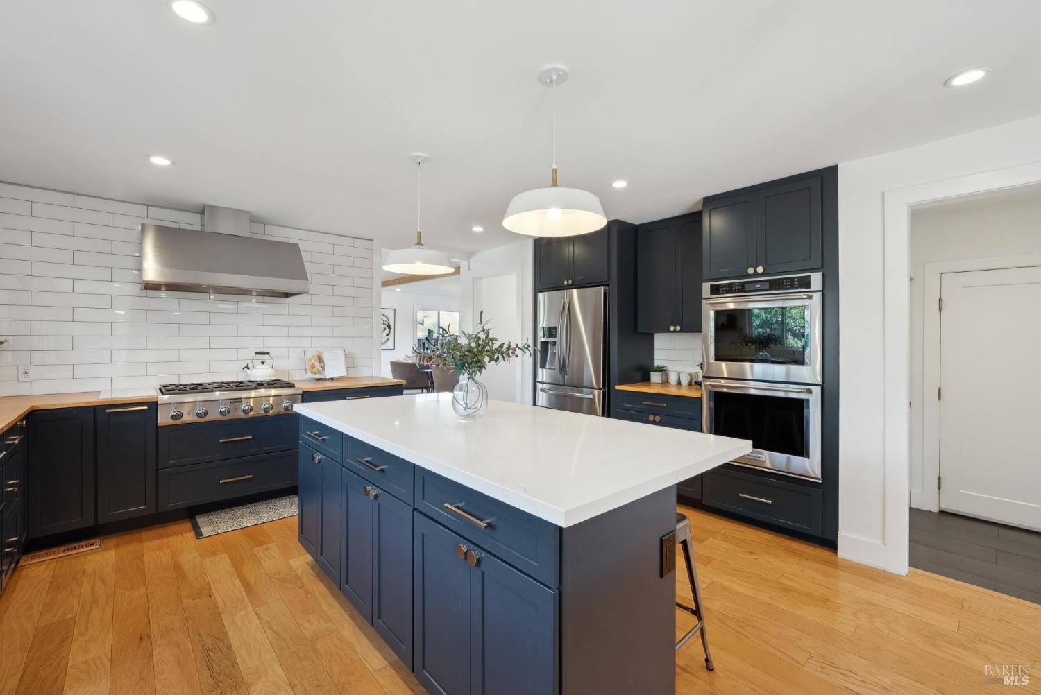 56 Surfwood Cir